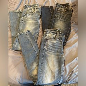 3 pairs American eagle skinny jeans